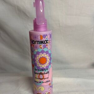 Amika Brooklyn Bombshell Blowout Spray - Pink and Purple